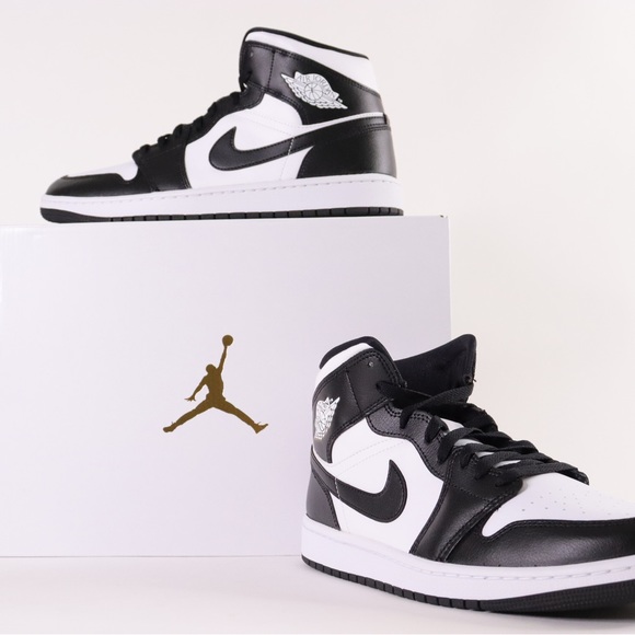 NIKE AIR JORDAN 1 MID PANDA(WOMEN’s RELEASE SEE SIZE CONVERSION) - Picture 7 of 7
